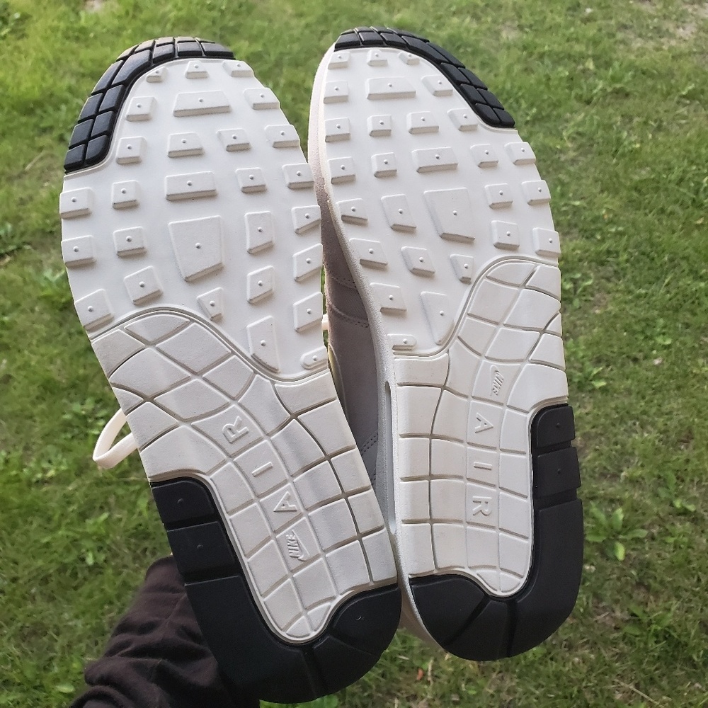 Air Max 1 Premium Pure Platinum Mini Swoosh sz12.5 - Picture 8 of 8